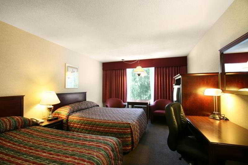 Sandman Hotel & Suites Kelowna Habitación foto